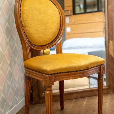 La Ferme De Mademoiselle Jeanne Arrest